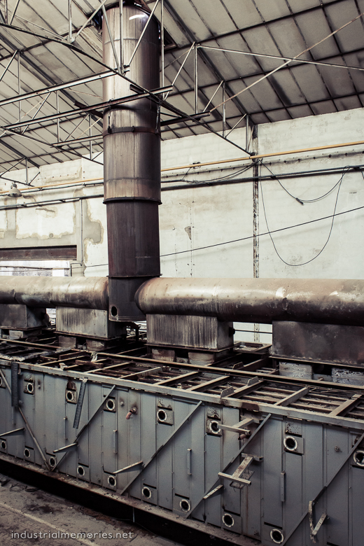 http://industrialmemories.net/pub-img/cerabati/industrialmemories.net_780px_16_0970_sw.jpg